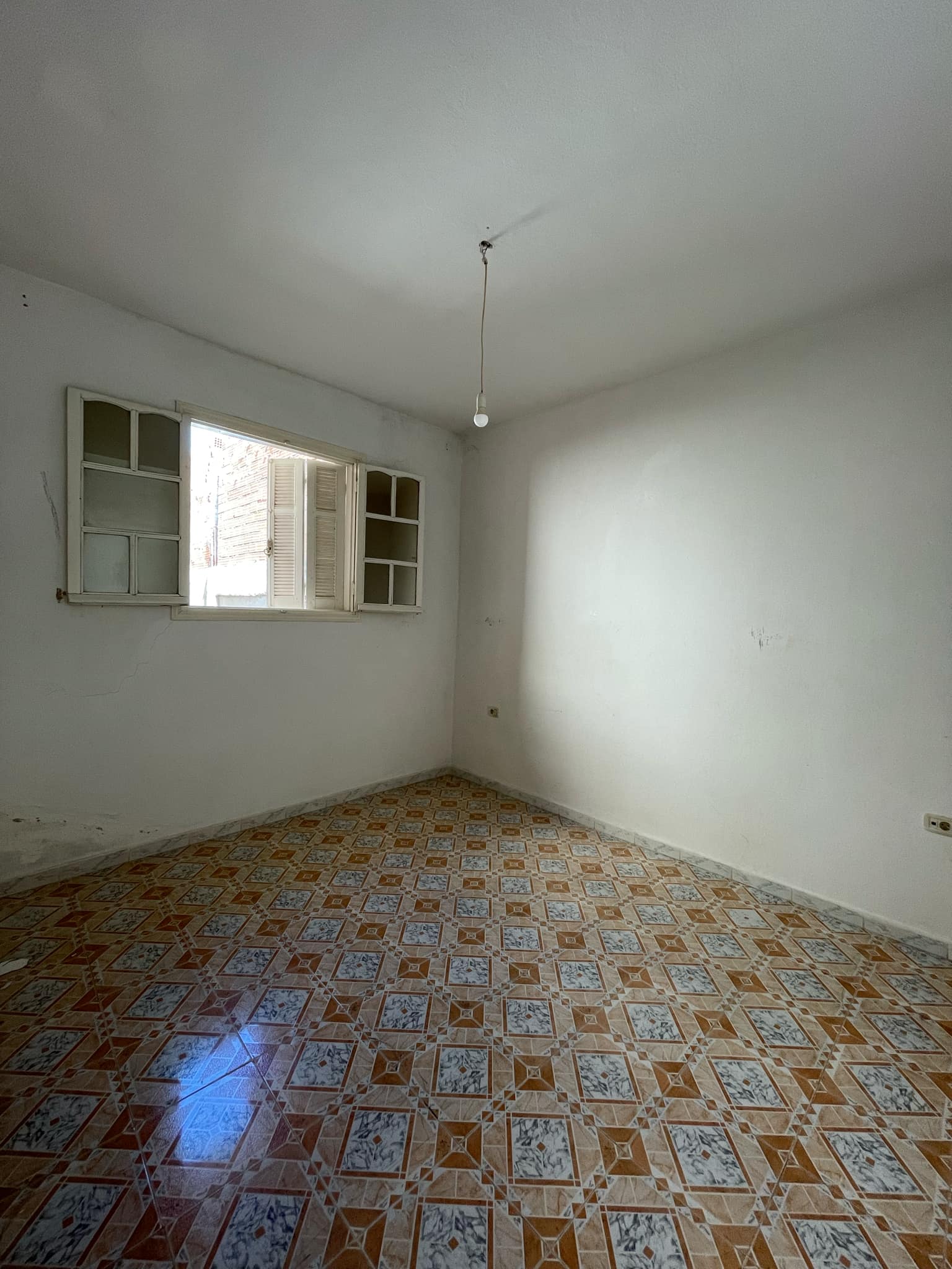    Maison s4 avec 2 studios à Tunis - Photo 4