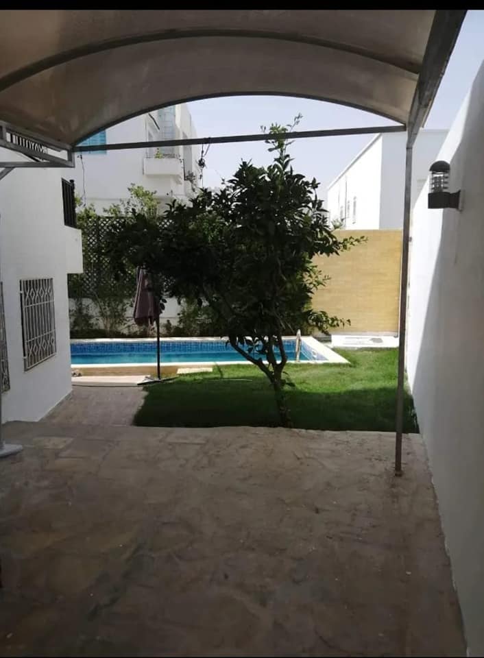    Belle villa à Tunis - Photo 2