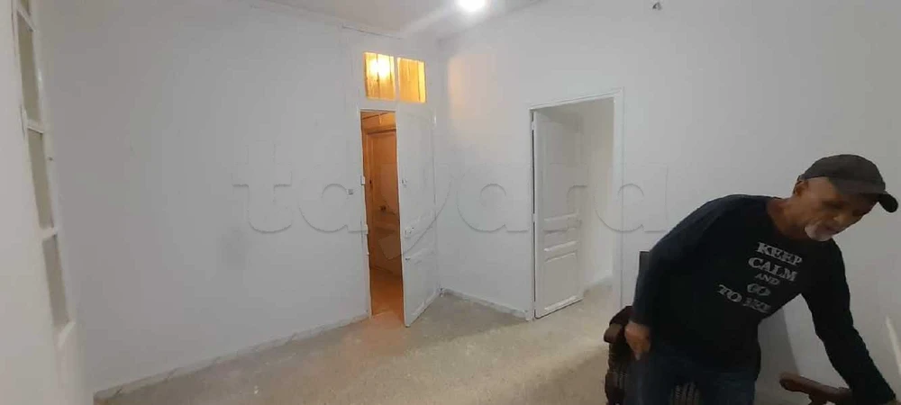    Appartement propre à Tunis - Photo 2