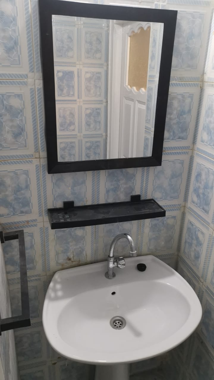    Studio au rez de chaussé à Tunis - Photo 3