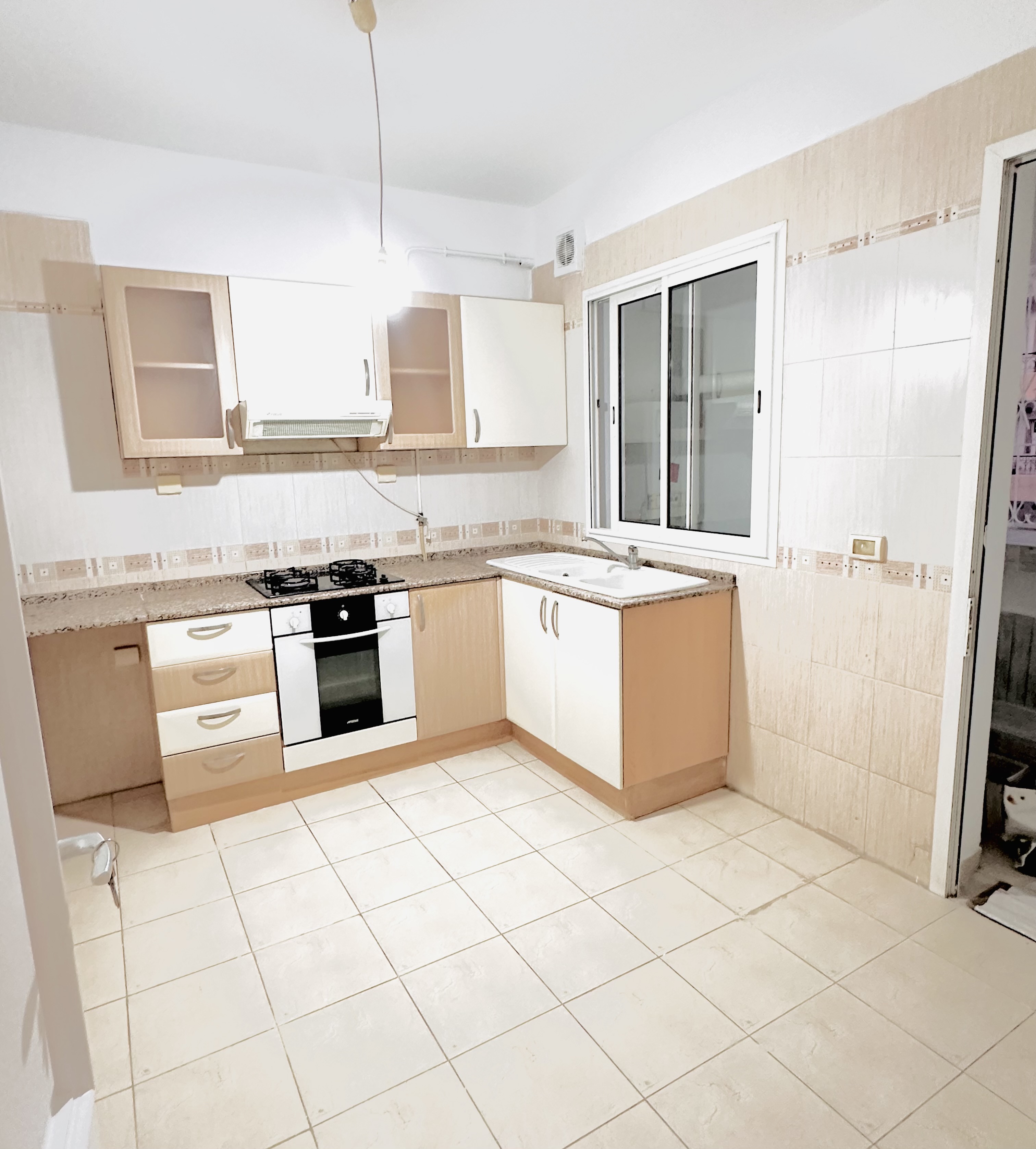    Appartement s3 spacieux à Tunis - Photo 4