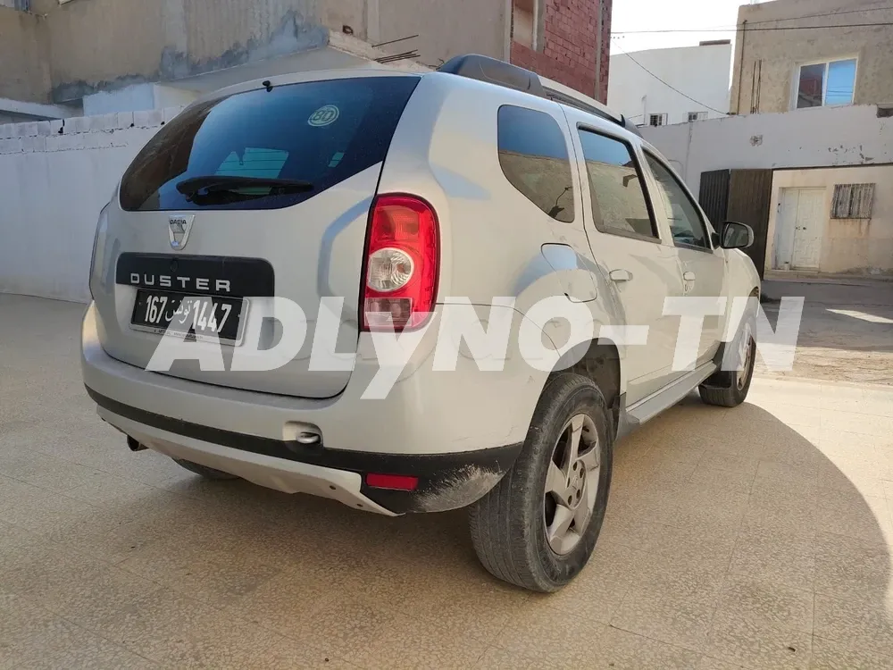 DUSTER première main à Tunis - Photo 1
