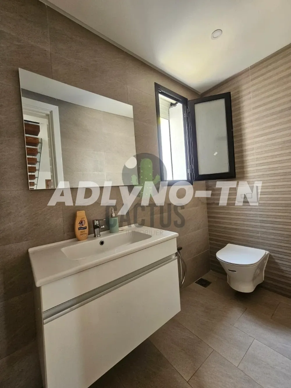 À vendre : Villa de 275 m² sur un terrain de 205 m² à Beni Khiar . à Nabeul - Photo 7