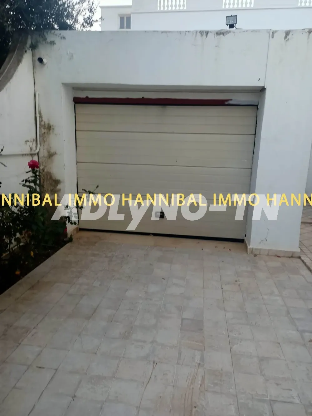A vendre une belle villa à Carthage Hannibal à Tunis - Photo 7