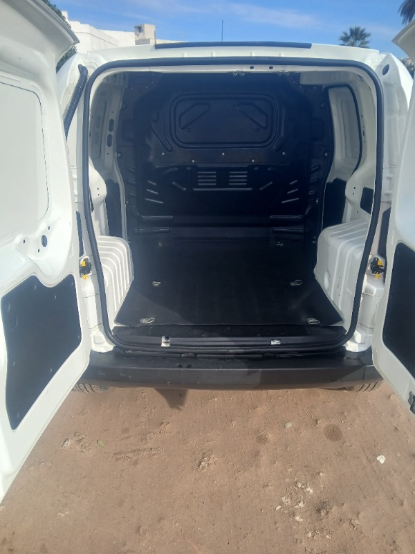 Fiat FIORINO Diesel 2022 à Tunis - Photo 4