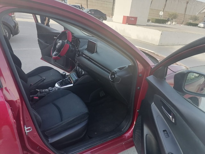 Mazda MAZDA2 Essence 2017 à Ariana - Photo 3