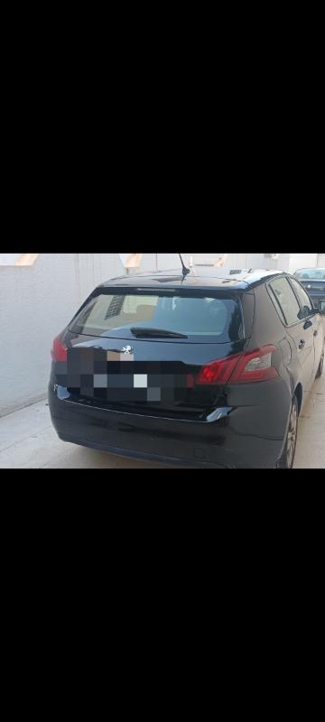 Peugeot 308 Essence 2020 à Ariana - Photo 1