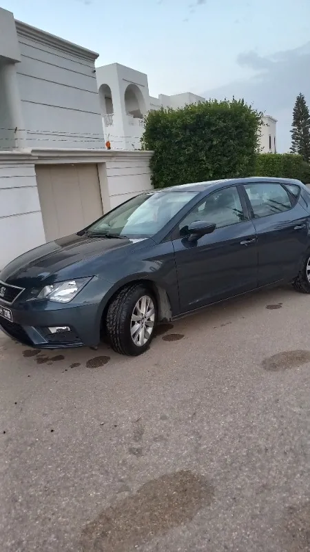 Seat Leon Essence 2019 à Ariana - Photo 7