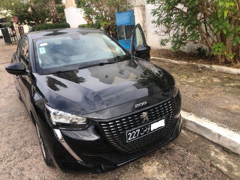 Peugeot 208 Essence 5 ch 2021 à Tunis - Photo 3