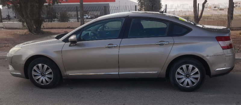 Citroen C5 Diesel 2009 à Medenine - Photo 1