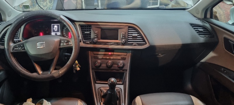Seat Leon tsi 1.2 à Ben Arous - Photo 3