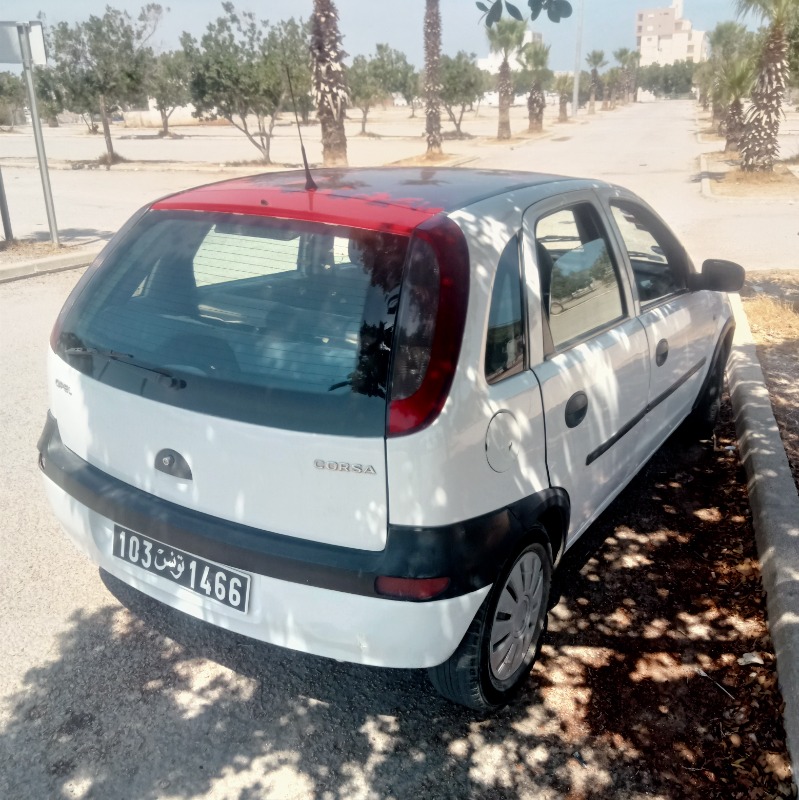 Opel Corsa Essence 2002 à sousse - Photo 3