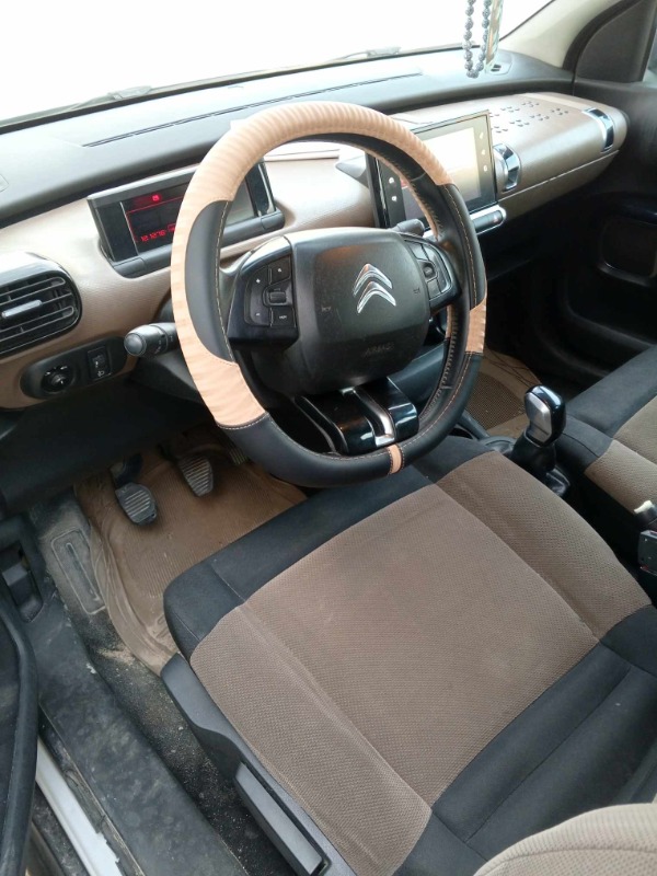 Citroen C4 CACTUS Essence 2015 à gabes - Photo 4