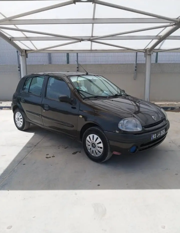 Renault Clio Essence 2001 à Ben Arous - Photo 1