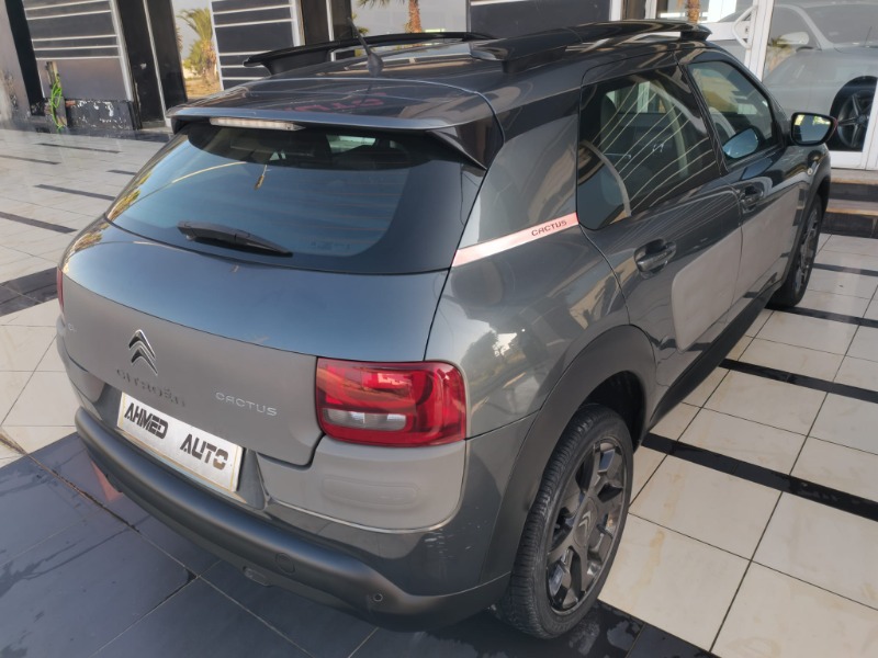 Citroen C4 CACTUS Essence 2016 à Monastir - Photo 3