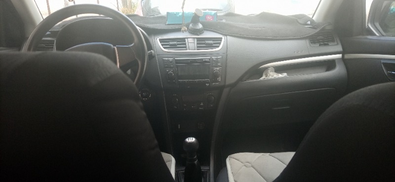 Suzuki Swift Essence 2017 à Tunis - Photo 2
