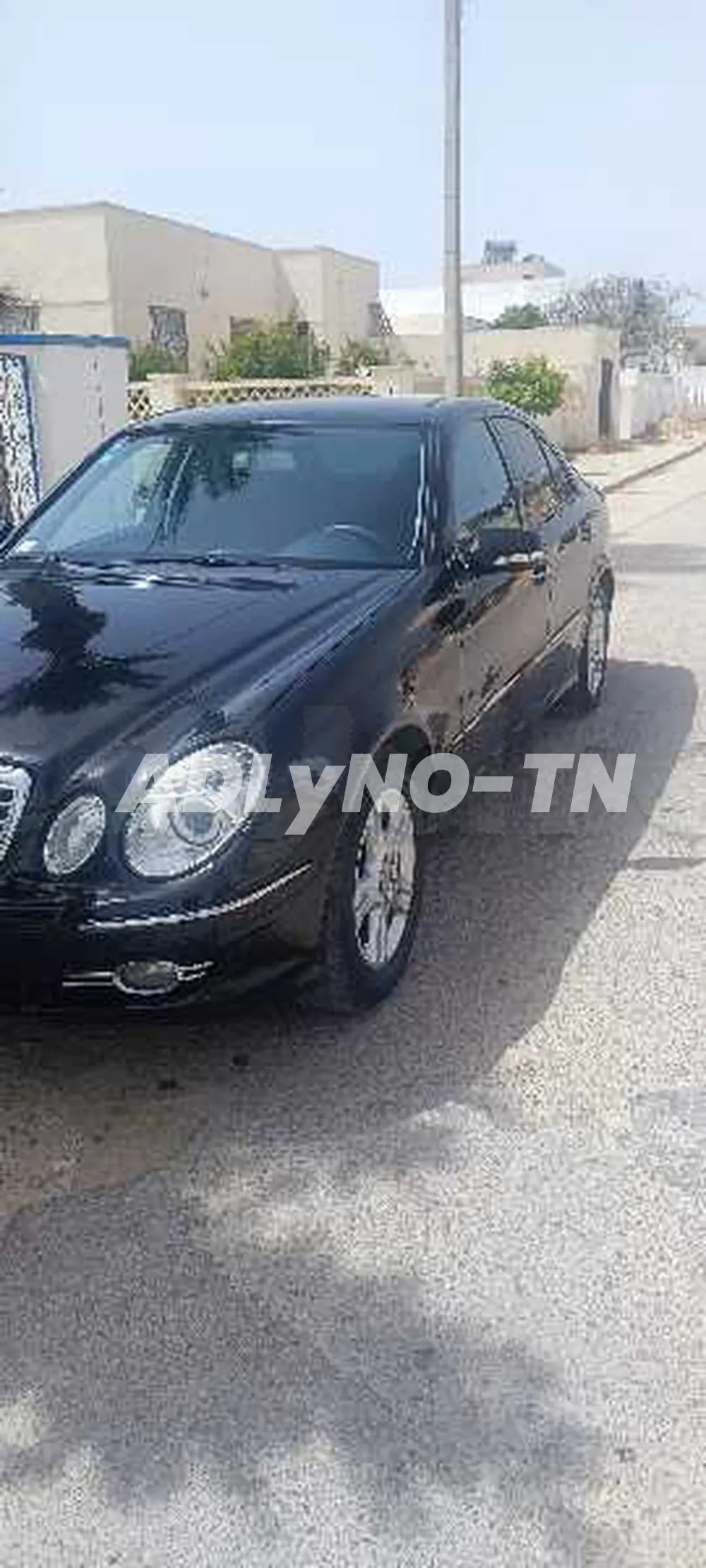 Mercedes w211 Classe E Restylée E220 Cdi phase 2 (OM646) boite auto en très bon état (Avantgarde) à Tunis - Photo 4