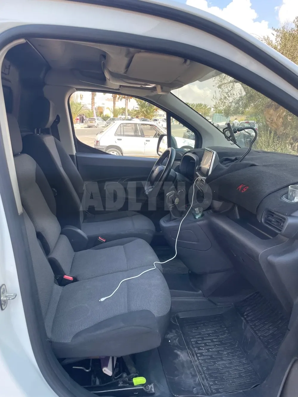 Berlingo 2019 3places à Medenine - Photo 3