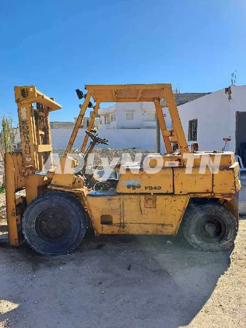 Chariot élévateur 5 tonnes à gabes - Photo 2