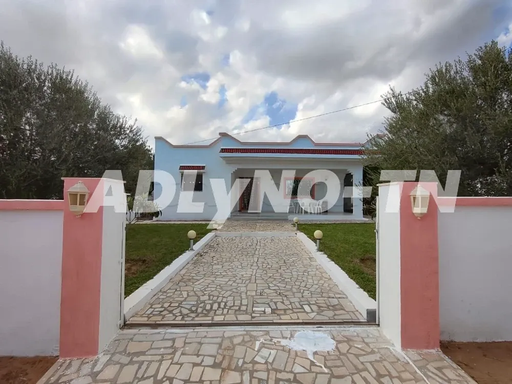  VILLA AVEC PISCINE - DJERBA ZA - TITRE BLEU - RÉF V684 