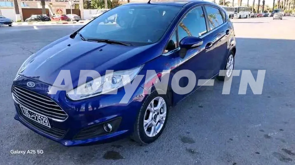 FORD FIESTA TETANIUM PREMIÈRE MAIN à Bizerte - Photo 2
