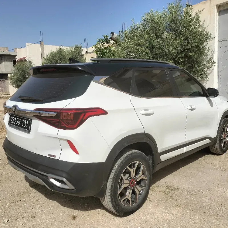 kia seltos 2021 à Bizerte - Photo 4