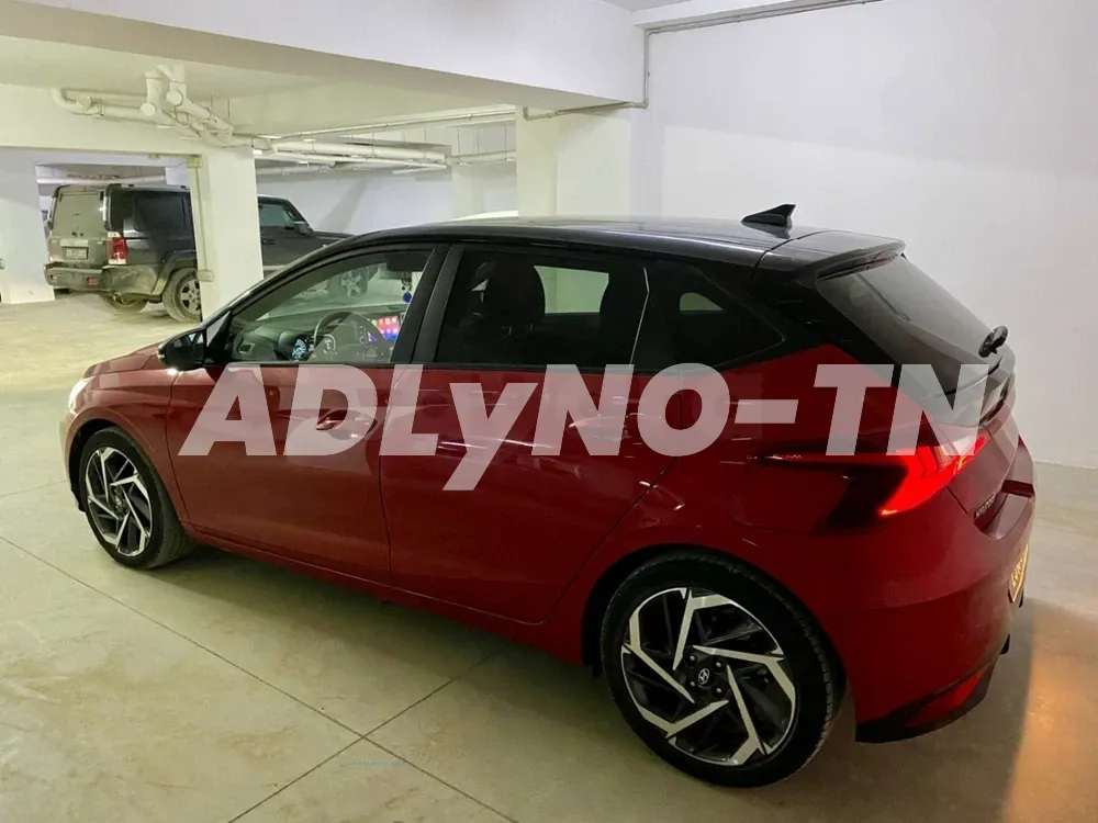 HYUNDAI i20 2022 à Ariana - Photo 2