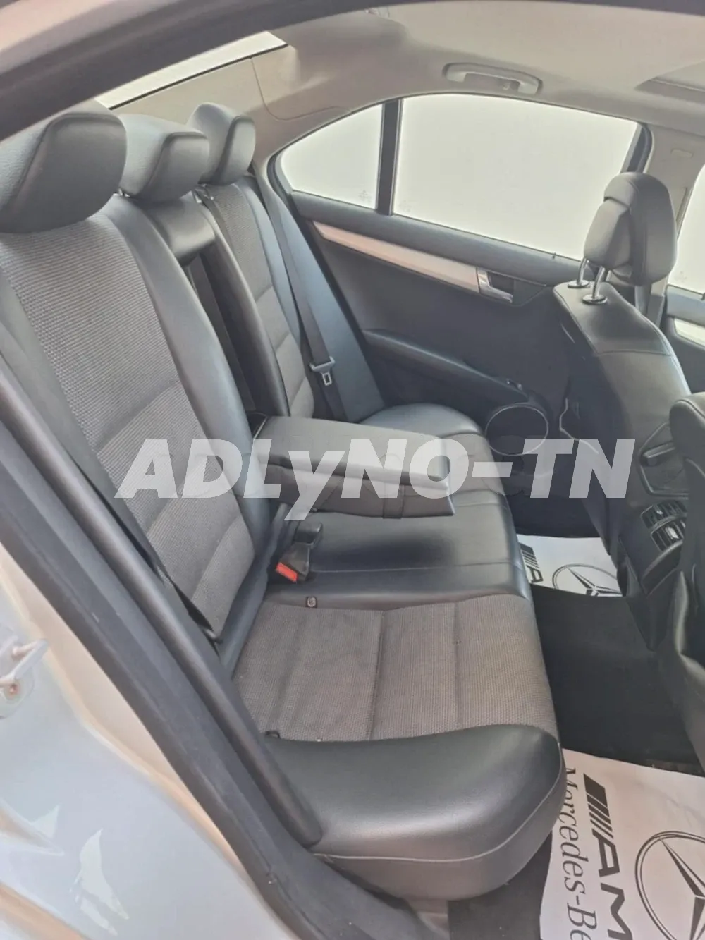 Mercedes C180 kompresseur à Sfax - Photo 9