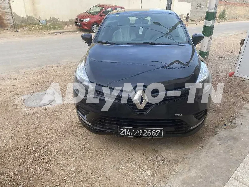 clio 1ère main à Sfax - Photo 1