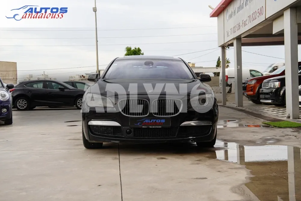 BMW 750 Limosine à Ariana - Photo 6