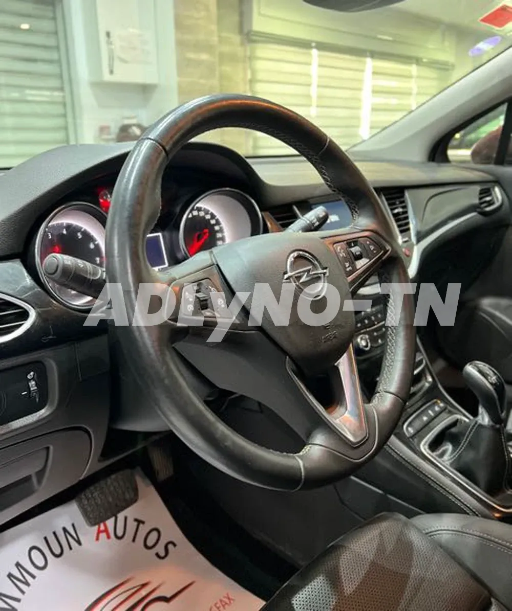 OPEL ASTRA à Sfax - Photo 2