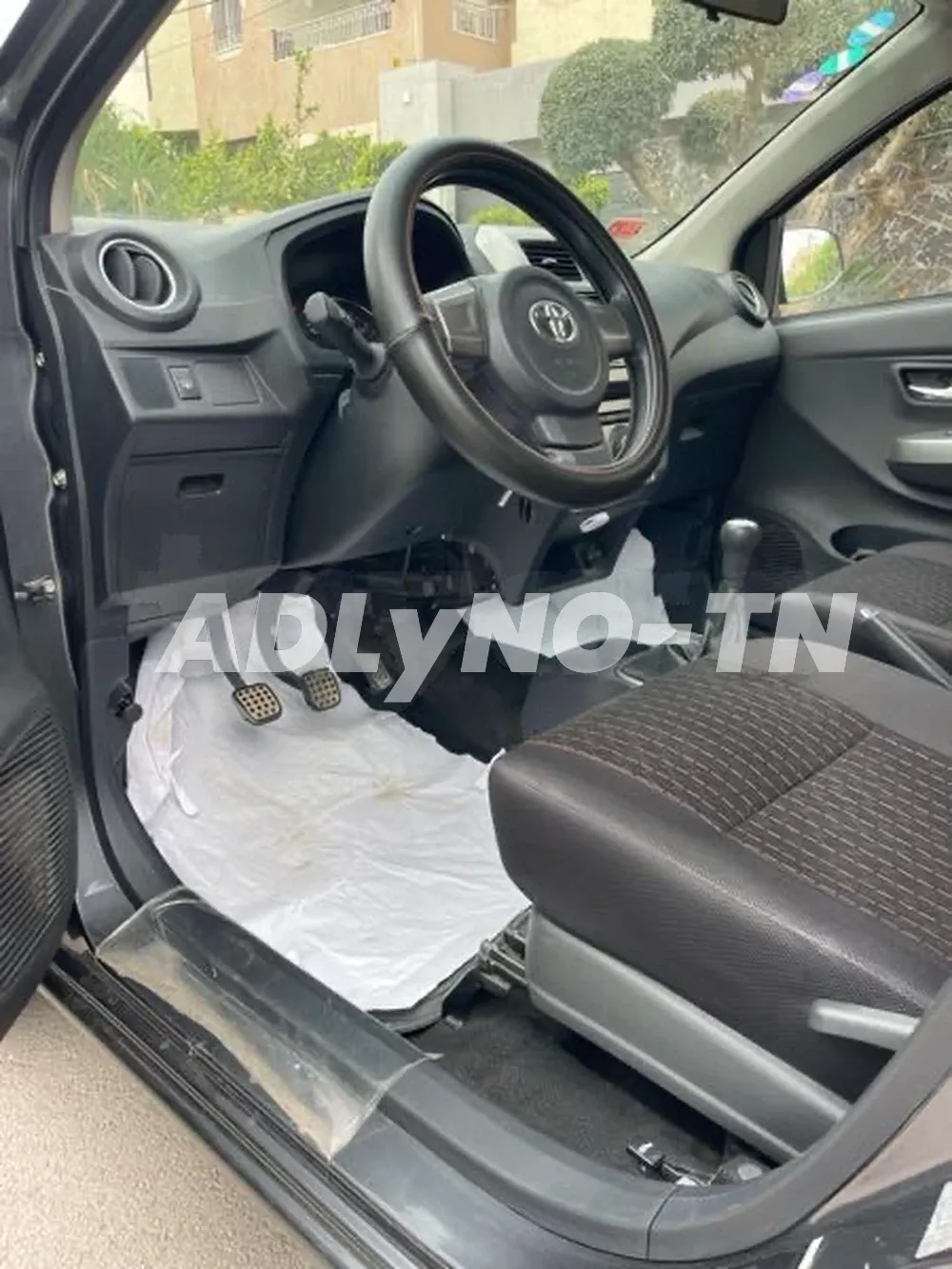Toyota Agya dans l’emballage à Nabeul - Photo 7