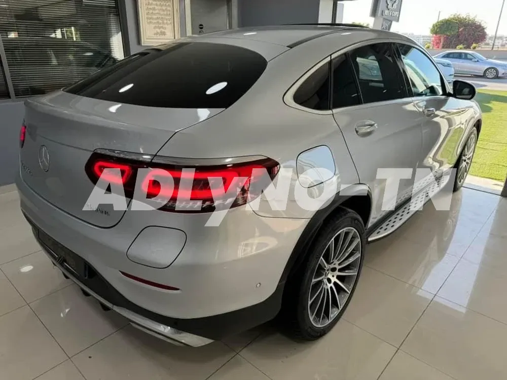 Mercedes GLC 300 Coupé 4 Matic 2021 kit amg édition hybride rechargeable plug in à Tunis - Photo 9