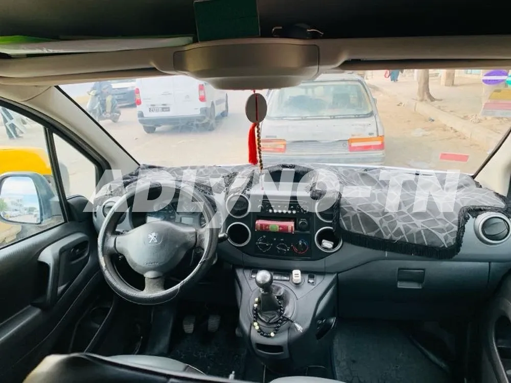 partner berlingo b9 1.6 hdi à Medenine - Photo 9