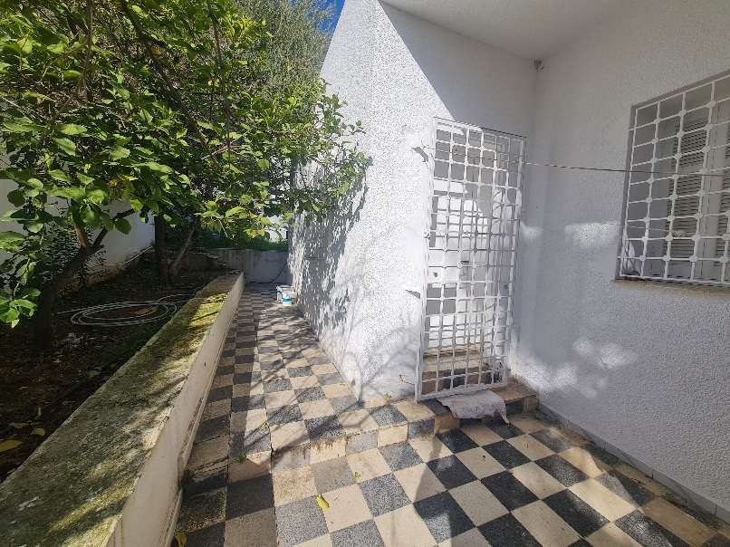     Studio s0 meublé a e à Tunis - Photo 1
