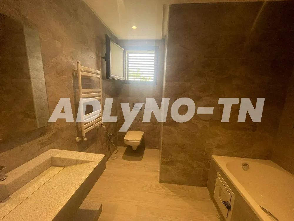 Une villa S+3 à la Soukra à Ariana - Photo 7