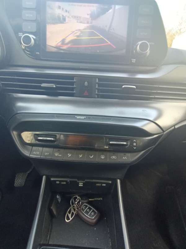 Hyundai I20 Essence 2021 à Medenine - Photo 5