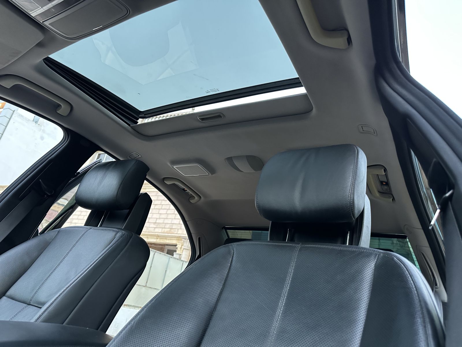 Mercedes-Benz Classe S à Ben Arous - Photo 23