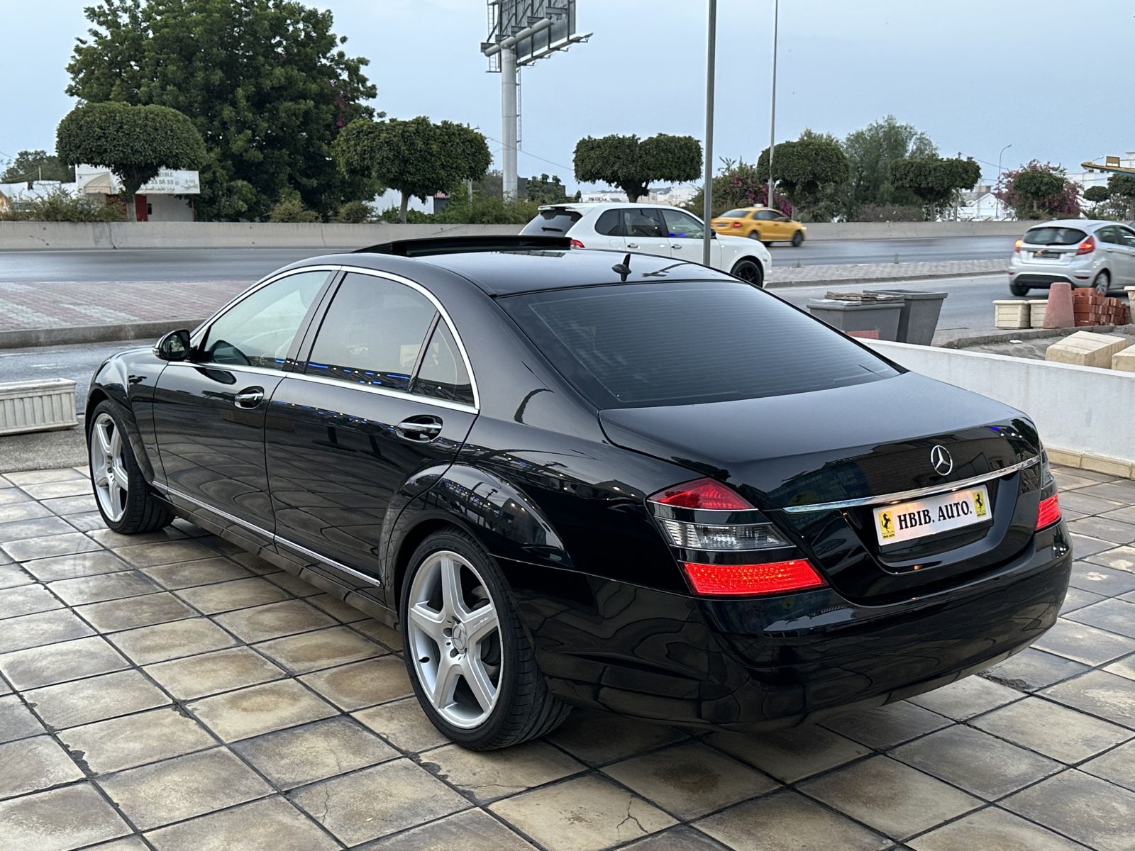 Mercedes-Benz Classe S à Ben Arous - Photo 2