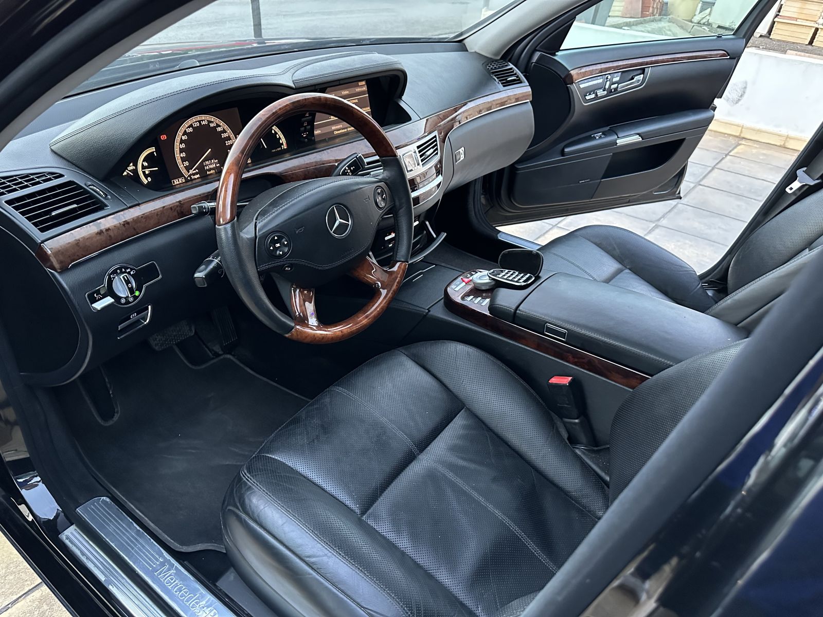 Mercedes-Benz Classe S à Ben Arous - Photo 22