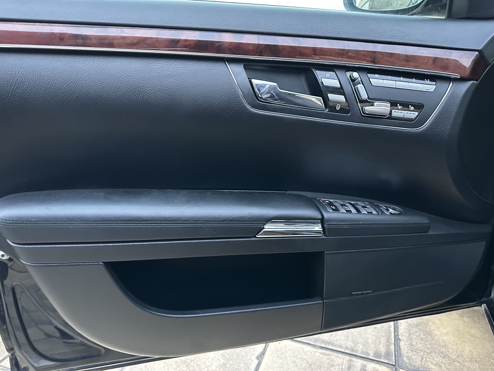 Mercedes-Benz Classe S à Ben Arous - Photo 24