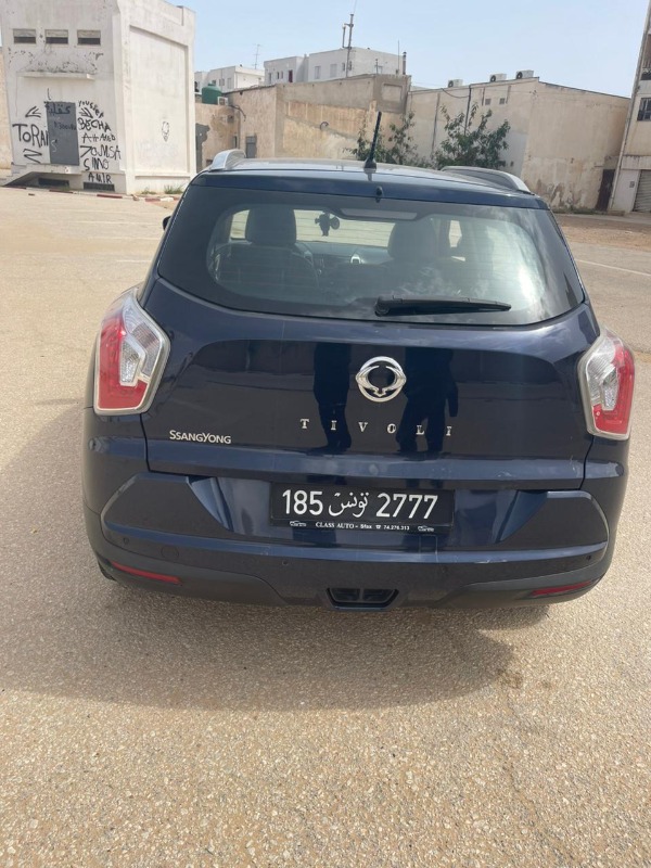 Ssangyong Tivoli Essence 2016 à Sfax - Photo 9