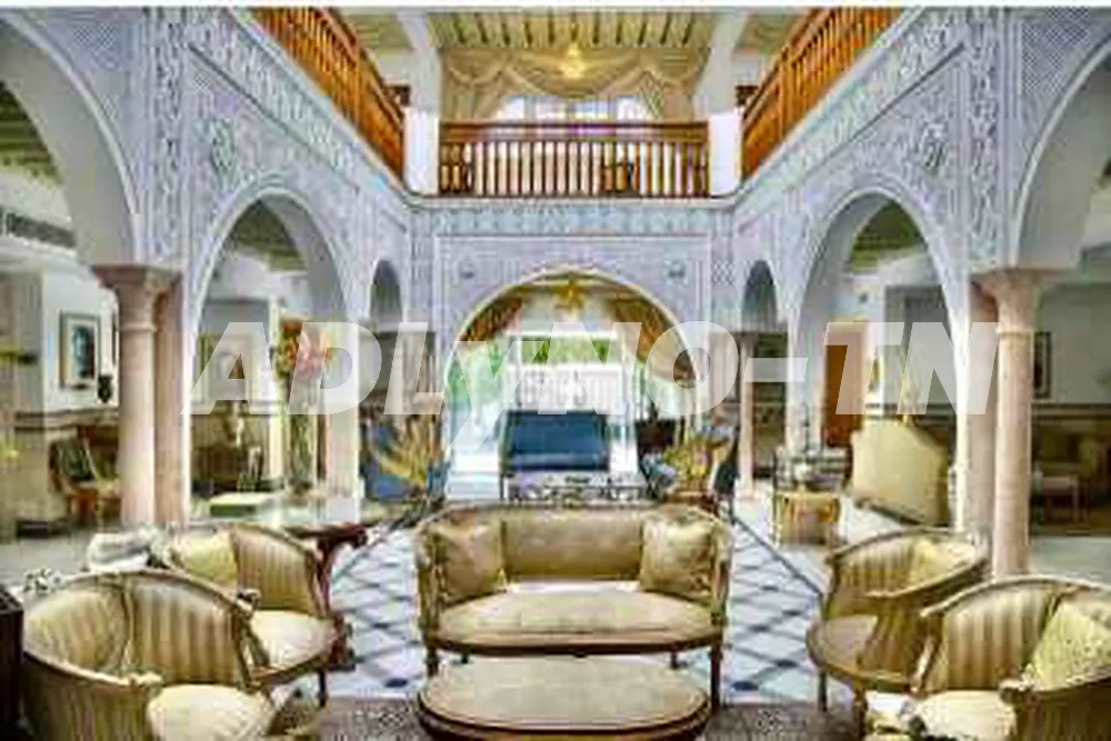 Une villa s+6 au Lac I à Tunis - Photo 2