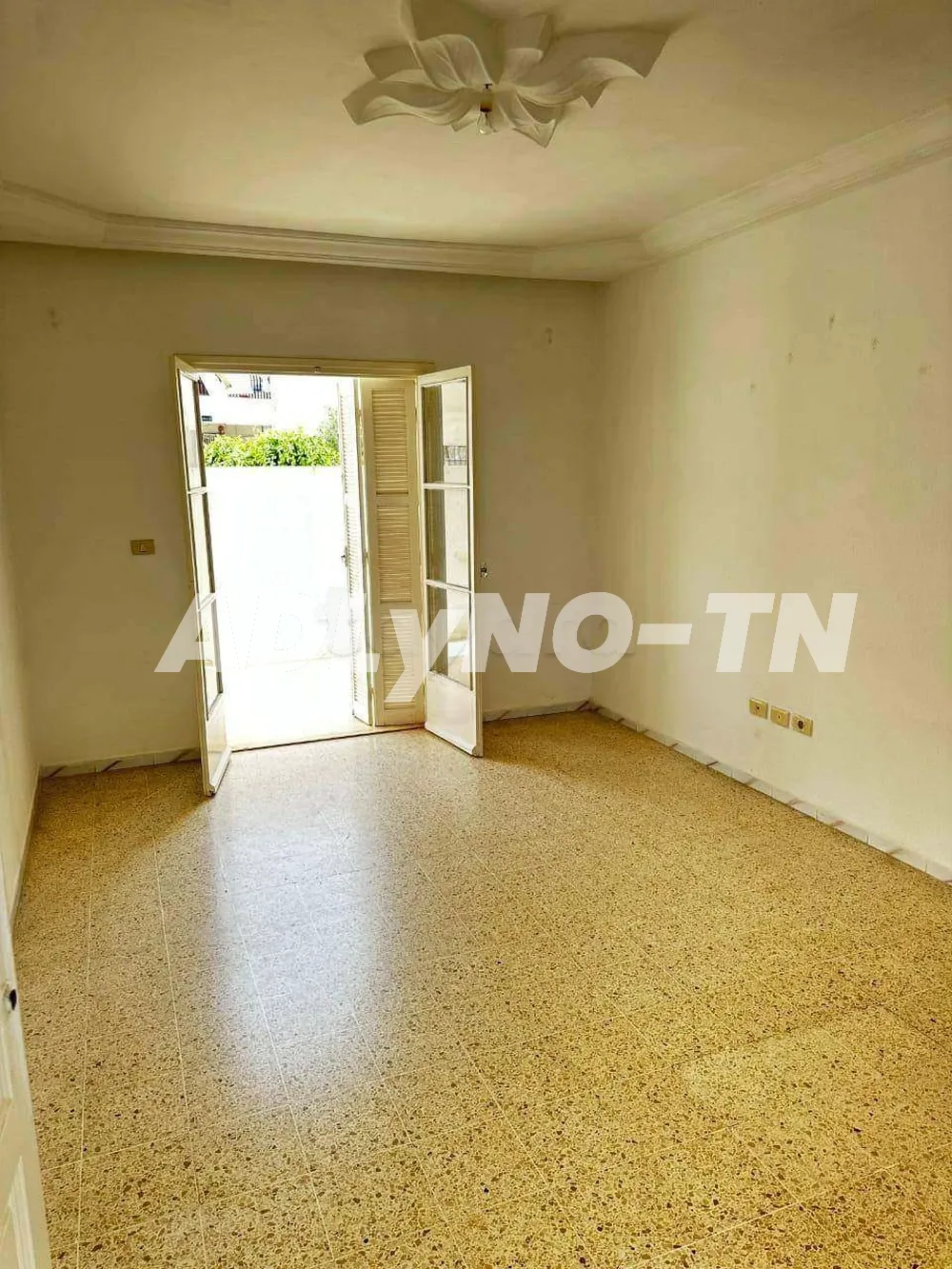 A vendre appartement RDC S2 a la nouvelle medina à Ben Arous - Photo 1