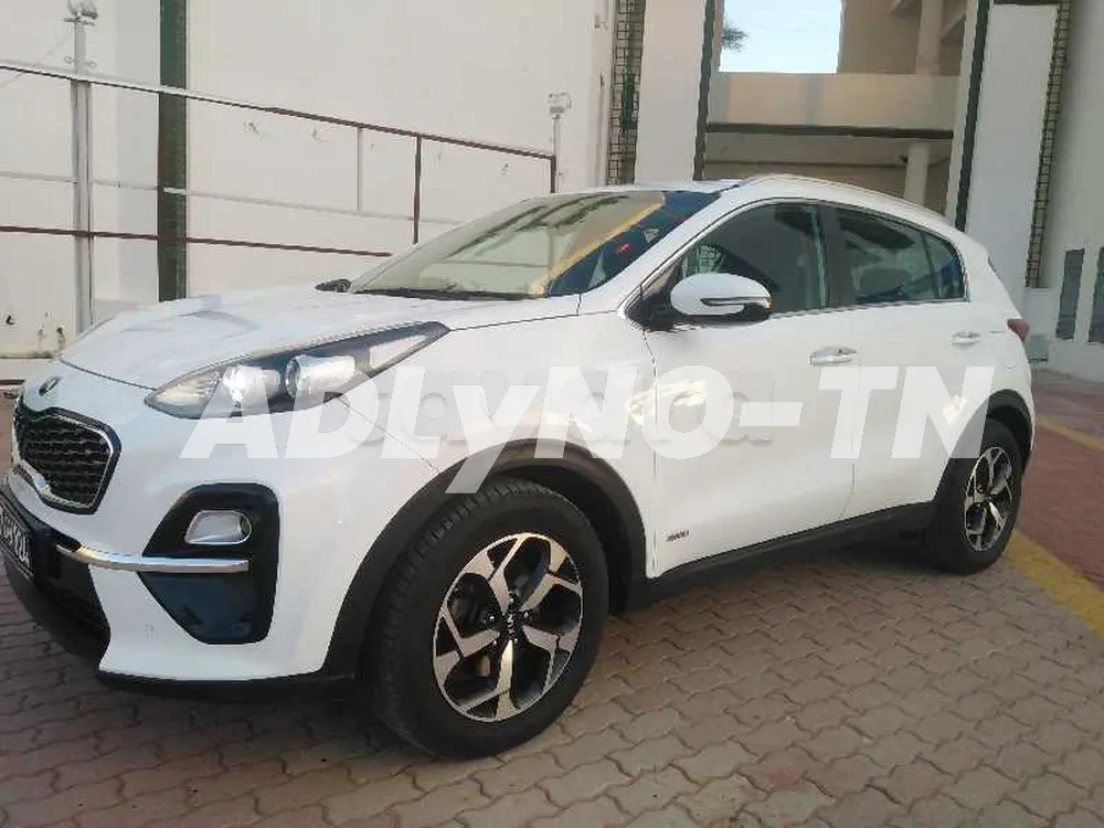 Kia sportage 4*4 AWD à Sfax - Photo 1