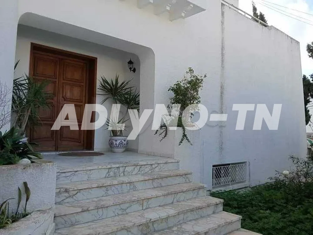 Location -Villa S+5 - Sidi Bou Said à Tunis - Photo 1