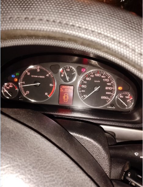 Peugeot 407 Diesel 2004 à Ben Arous - Photo 8