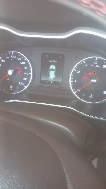 MG Zs Essence 2023 à Ben Arous - Photo 2