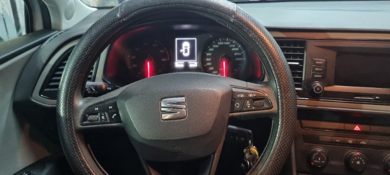 Seat Leon tsi 1.2 à Ben Arous - Photo 6