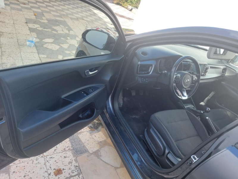 Kia RIO Essence 2020 à Mahdia - Photo 4